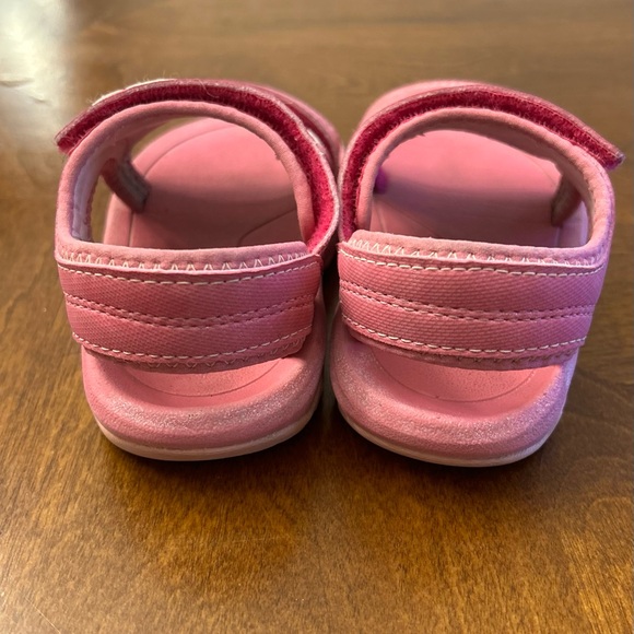 Teva Toddler Pink Mesh Sandals - Picture 3 of 5